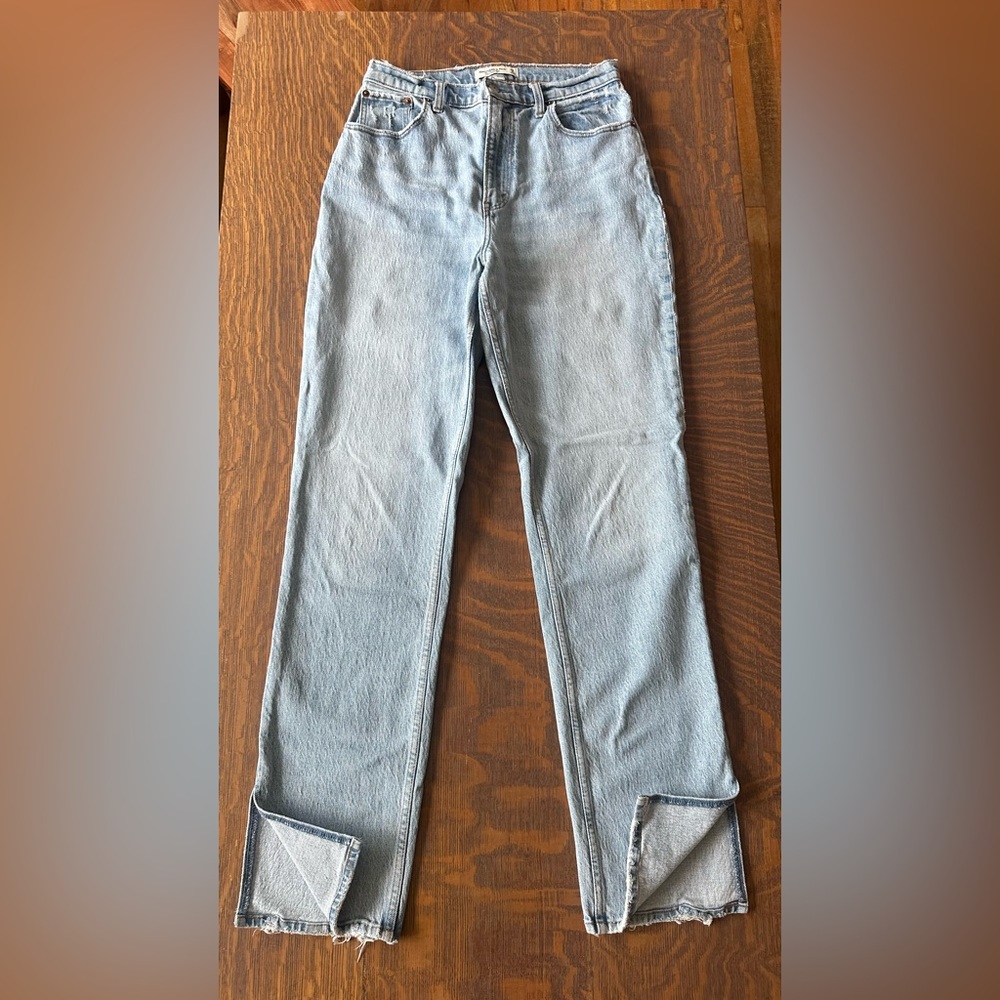Abercrombie 90’s Straight Jean Ultra High Rise 29 / 8L long Curve Love